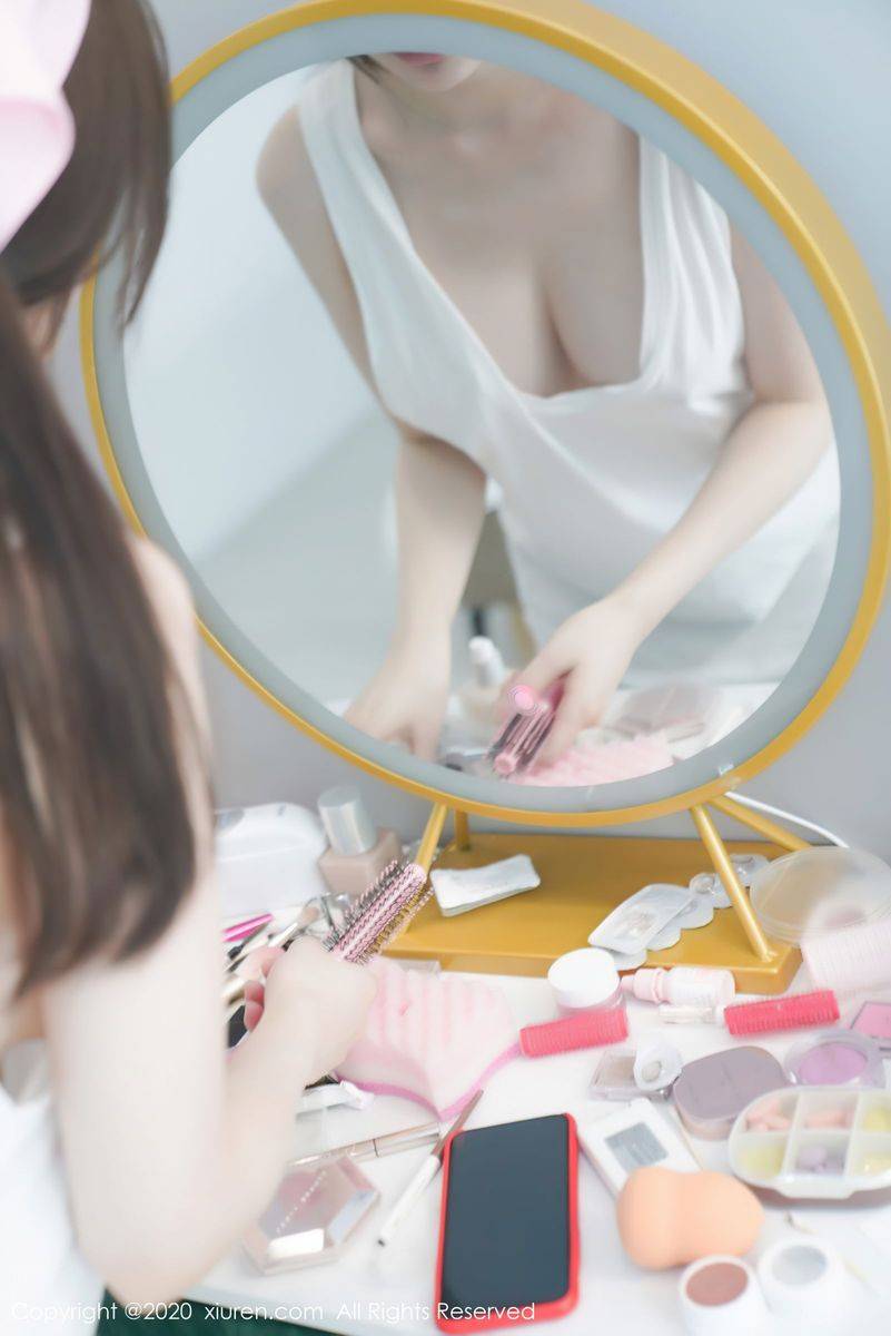 秀人网美女模特糯美子Mini家政女仆童颜巨乳内衣主题写真-106