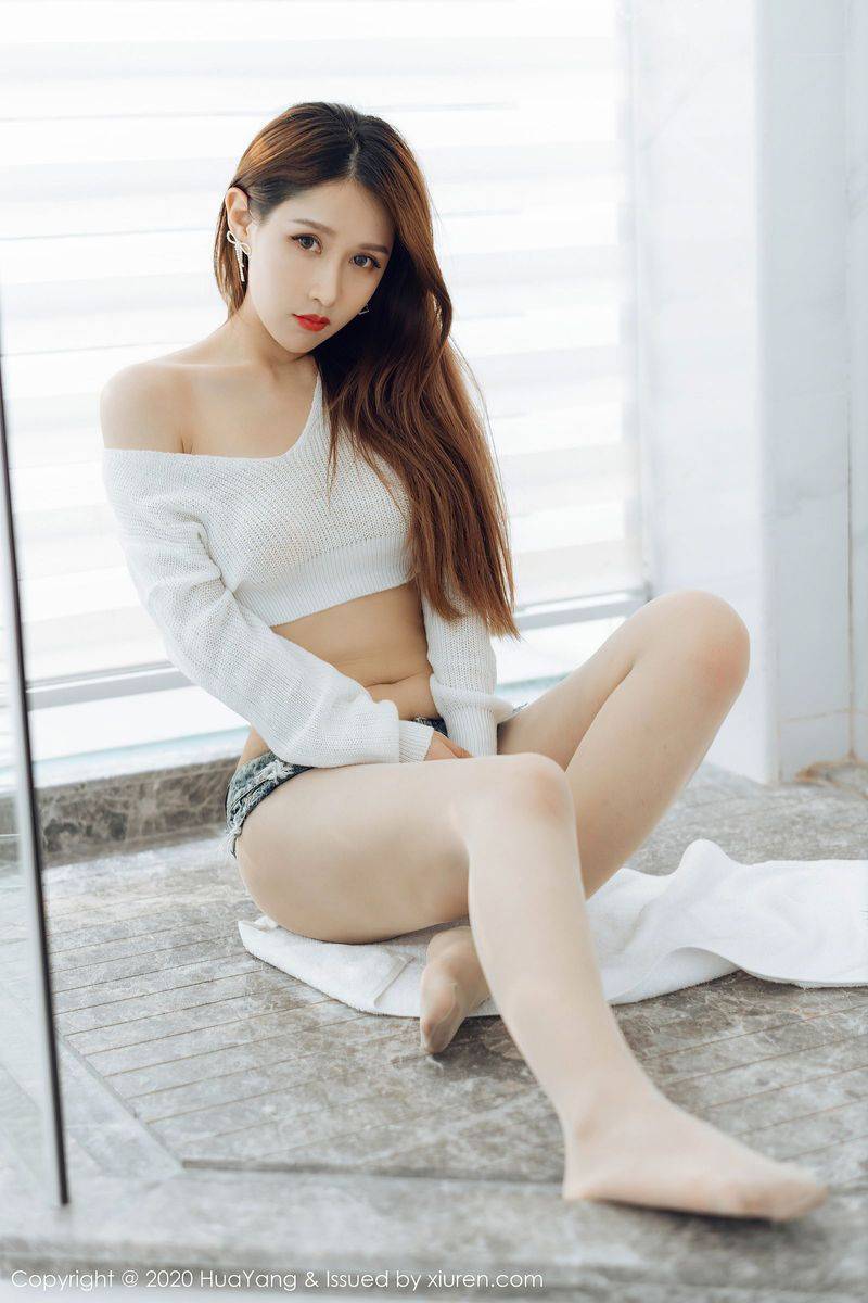 花漾Show美女模特徐安安超短牛仔裤&浑圆美臀御姐气息套图-11