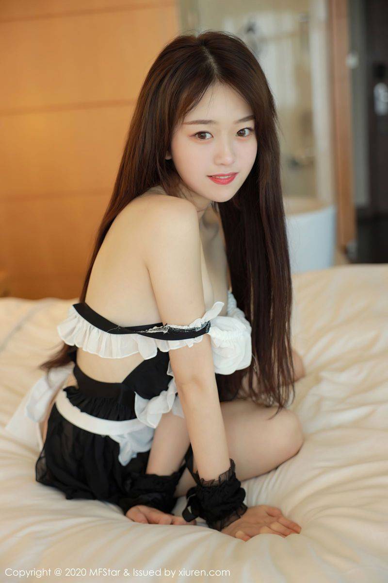 模范学院新人妹子小奶瓶呜呜女仆装清甜可人首套性感写真-14