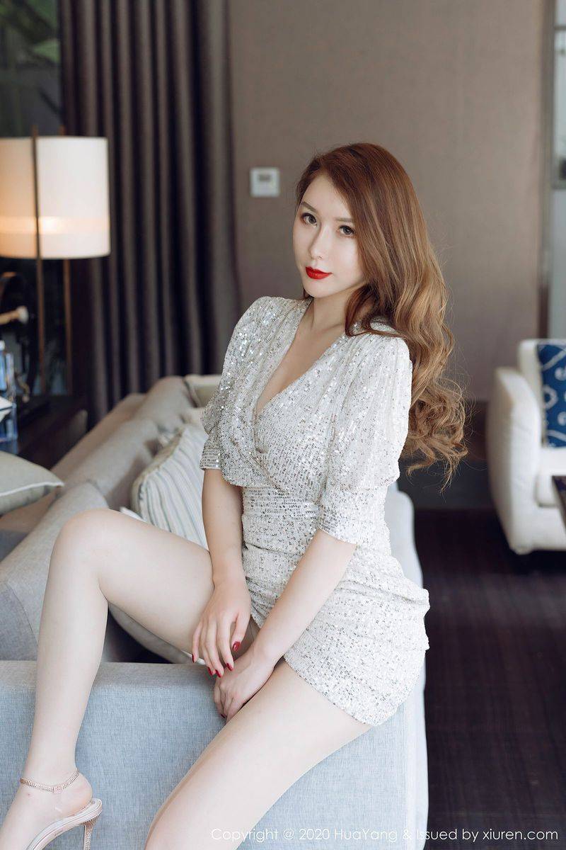 花漾Show性感女神Egg尤妮丝丰腴身材内衣诱惑主题三亚旅拍-17