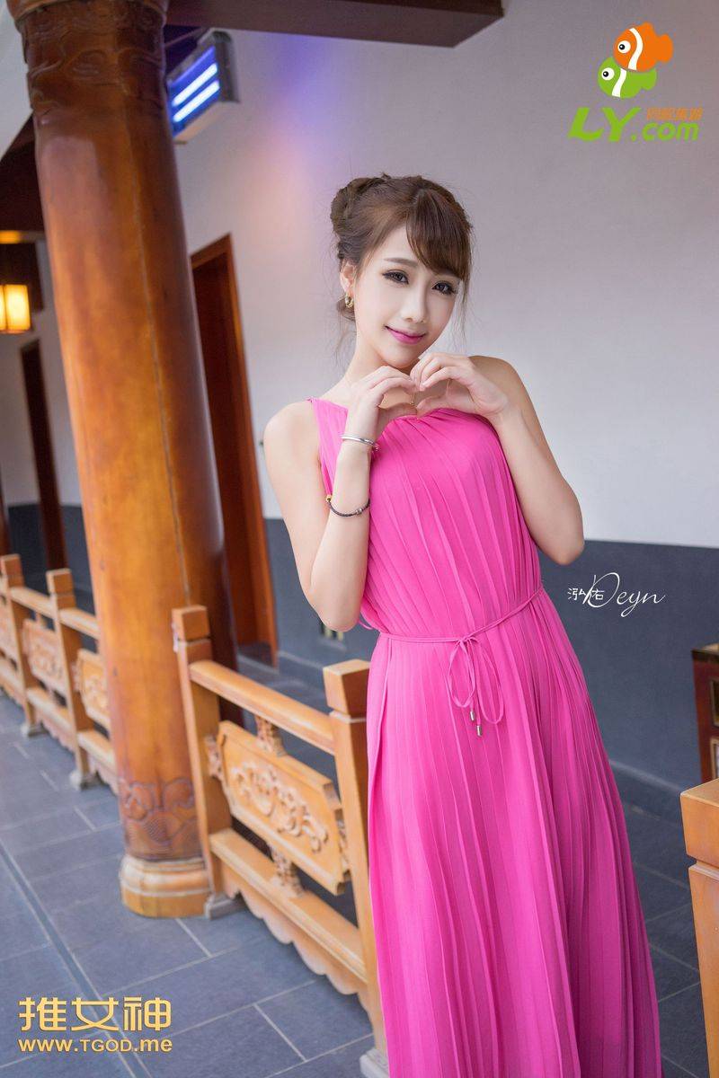 推女神模特Akiki朱若慕牛仔上装修长美腿比基尼花都温泉写真-50