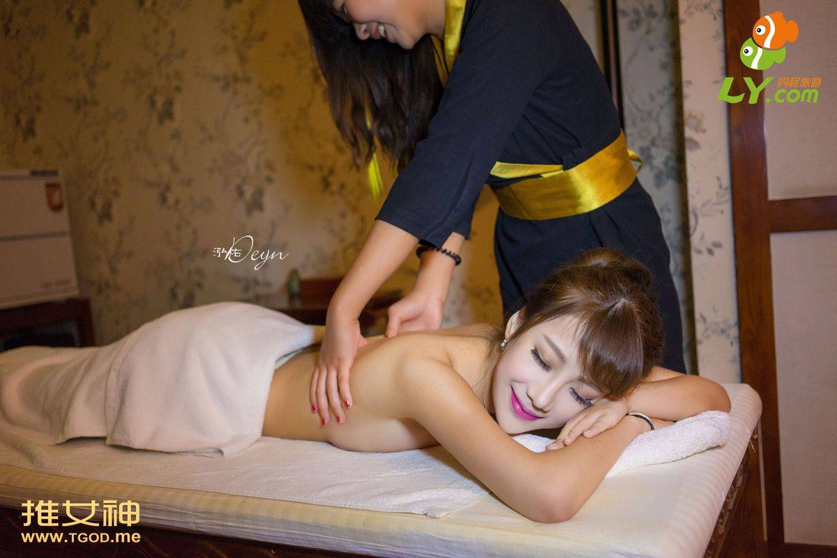 推女神模特Akiki朱若慕牛仔上装修长美腿比基尼花都温泉写真-59