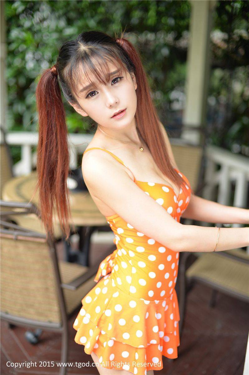 推女神新人模特小九Vin双马尾JK制服情趣少女日志户外写真-16