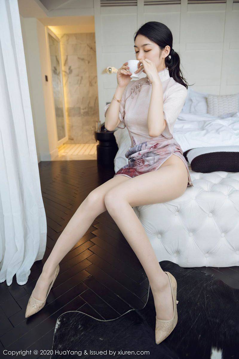 花漾Show性感女神Angela小热巴典雅吊裙与韵味旗袍云南旅拍-37