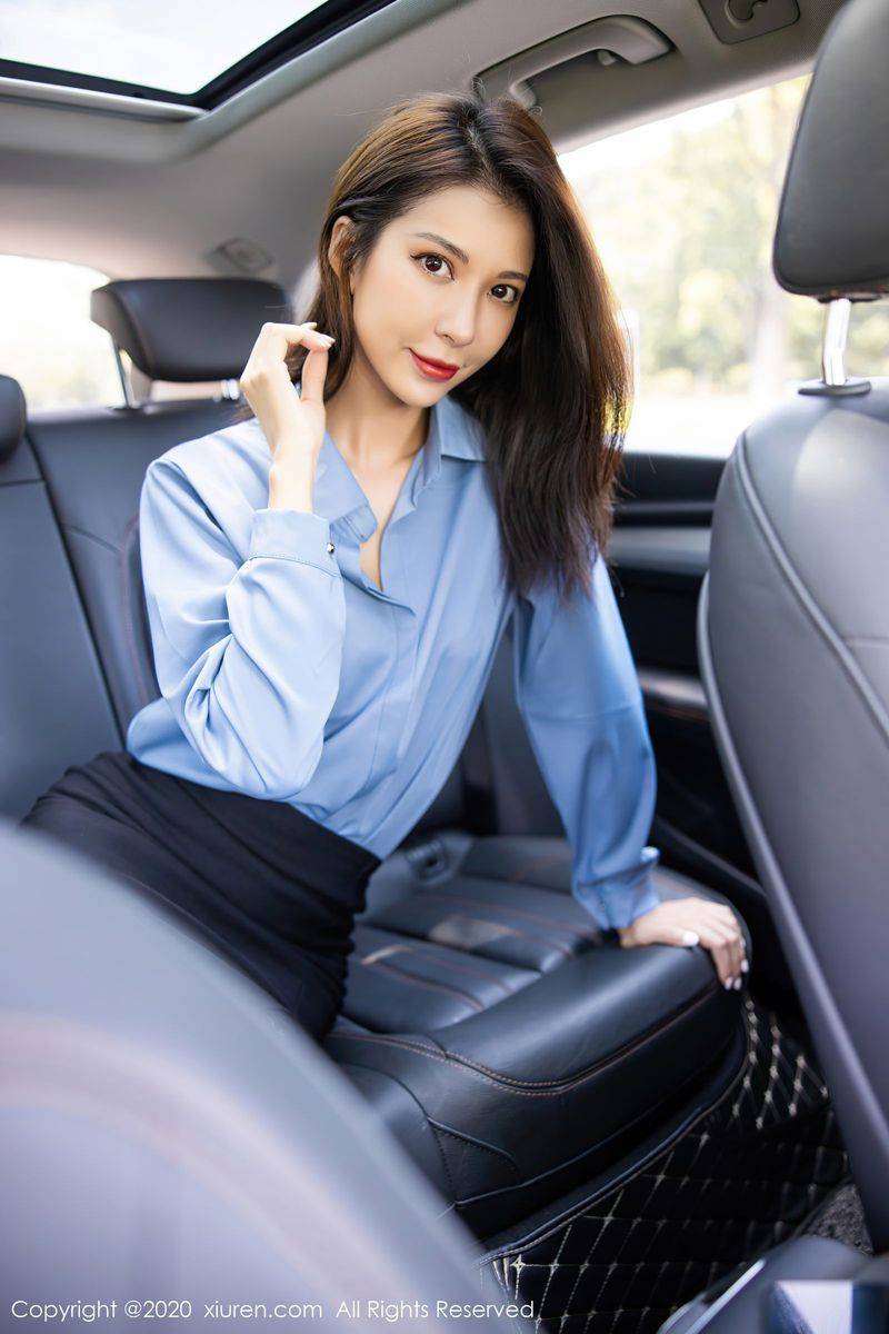 秀人网气质美女陈良玲Carry黑丝美腿&香车美人系列性感写真-19