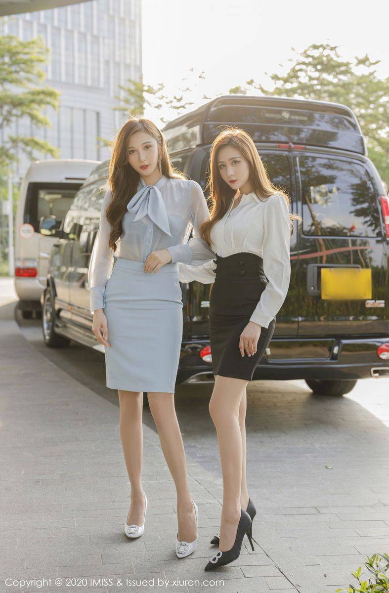 爱蜜社性感姐妹花Lavinia肉肉&蜜桃cc酒店私房OL系列气质写真-65