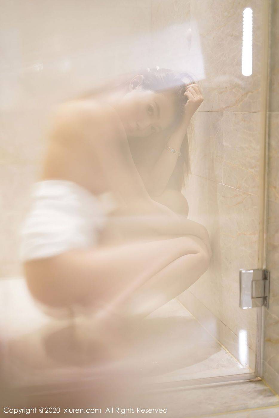 秀人网性感女神冯木木LRIS白色抹胸内衣系列玉腿横陈写真-59