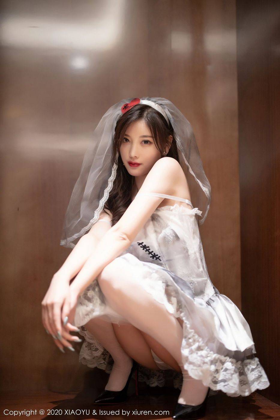 语画界气质女神杨晨晨sugar丝袜美腿&白皙美胸魅惑极致写真-26