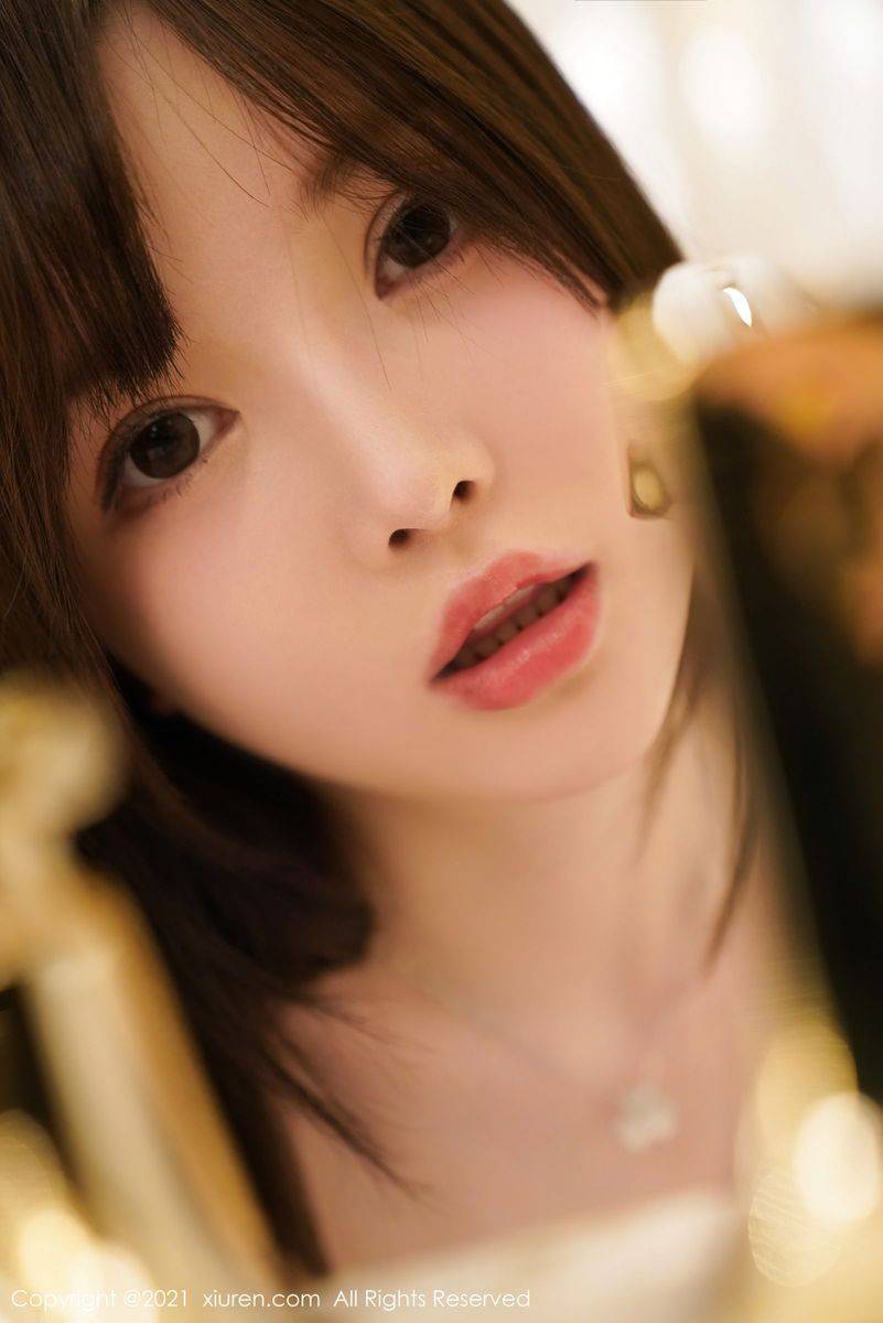 秀人网美女模特糯美子Mini镂空内衣&童颜欧派身材澳门旅拍-54