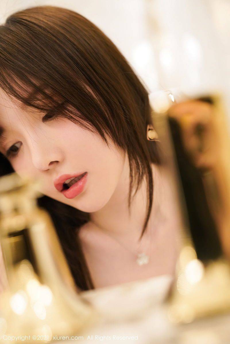 秀人网美女模特糯美子Mini镂空内衣&童颜欧派身材澳门旅拍-55