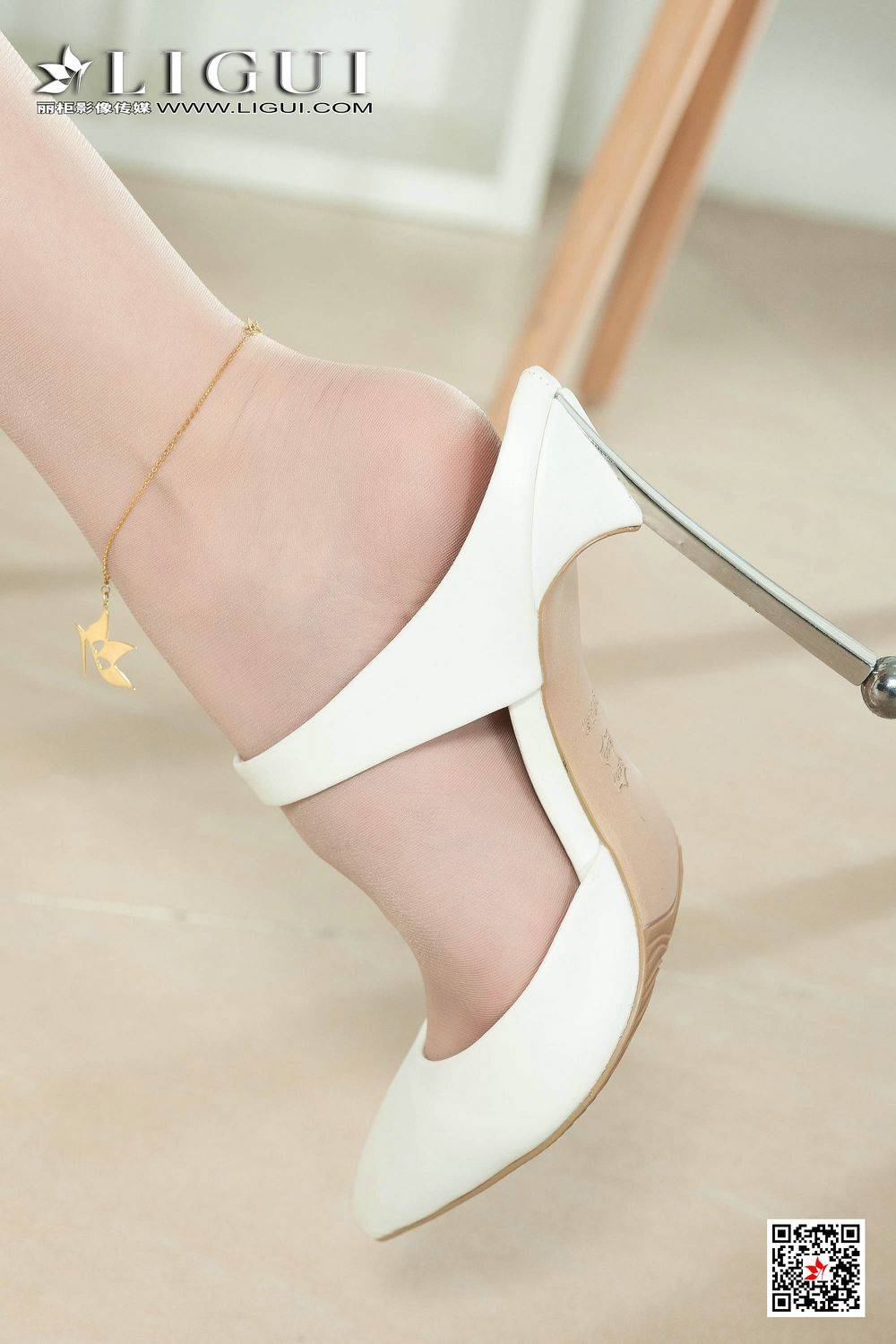 美女腿模丽柜兔子丝袜美腿白色蕾丝内衣诱惑私房写真-68