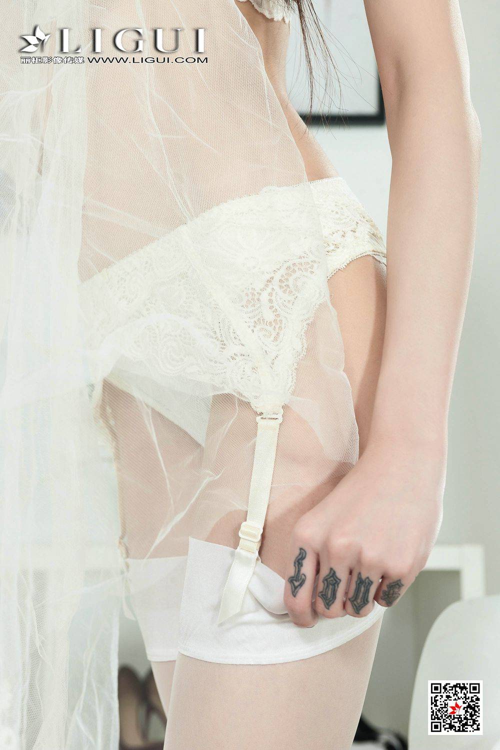 美女腿模丽柜兔子丝袜美腿白色蕾丝内衣诱惑私房写真-117