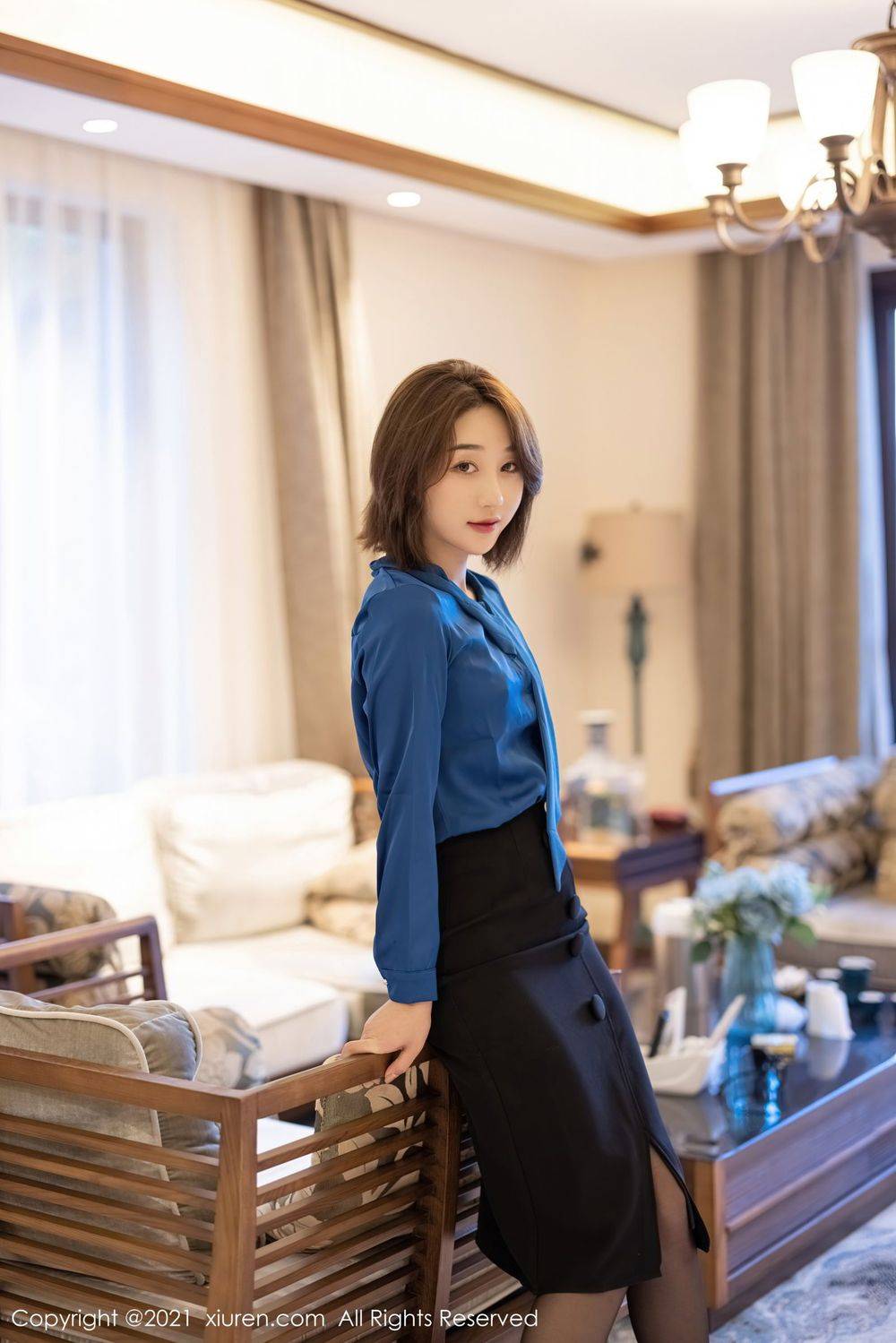 秀人网美女模特九月生黑丝美腿职场秘书OL系列私房魅惑写真-11