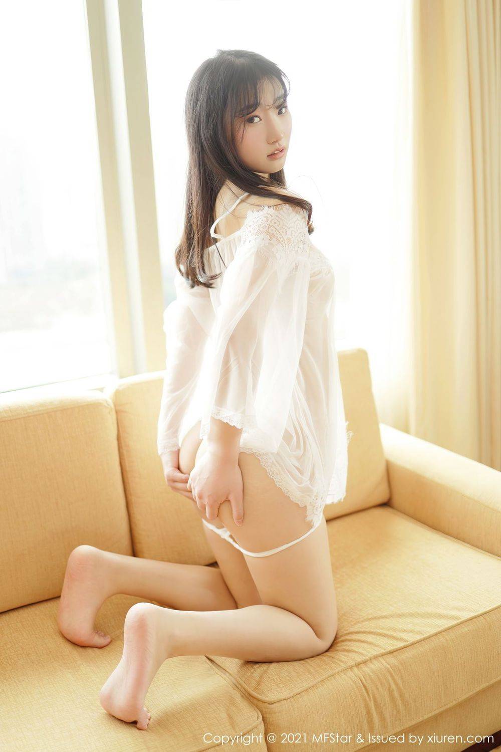 模范学院新人模特母崽崽轻薄服饰阳光午后性感魅力写真-36