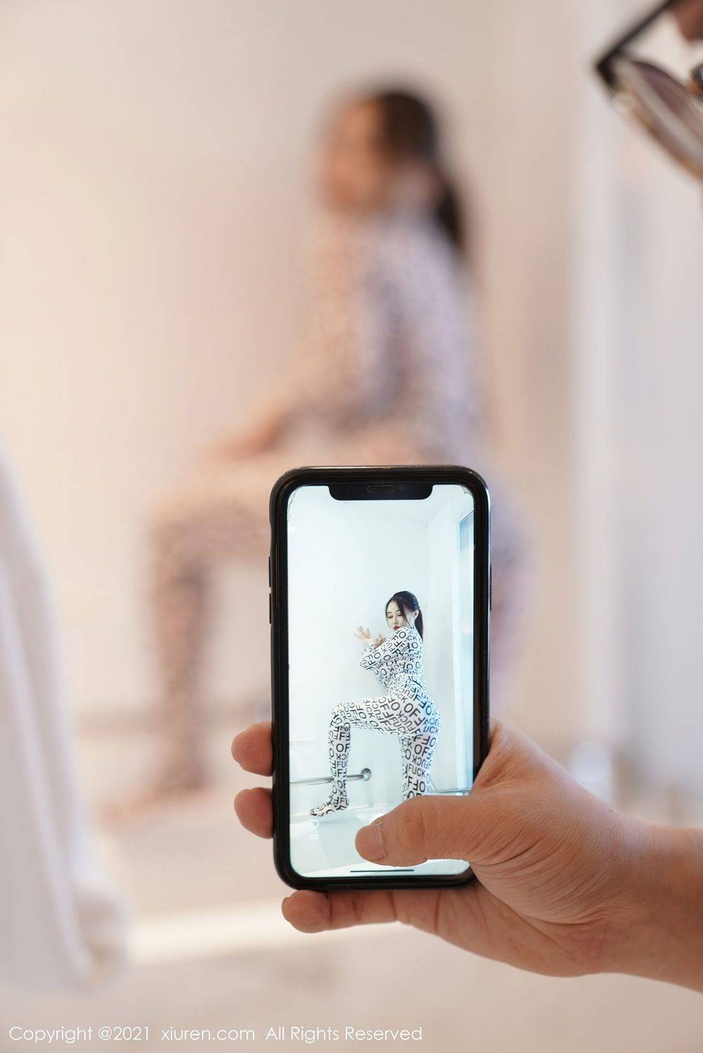 秀人网性感女神凯竹Vision白色透视装丰腴娇躯浴室主题写真