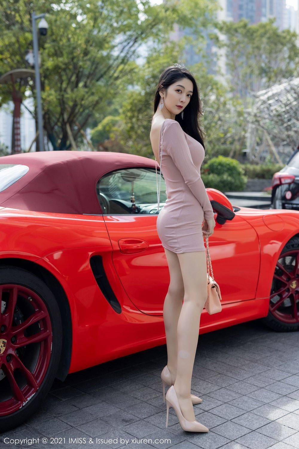 爱蜜社性感女神Angela小热巴丝袜美腿粉色内衣系列外拍写真-11