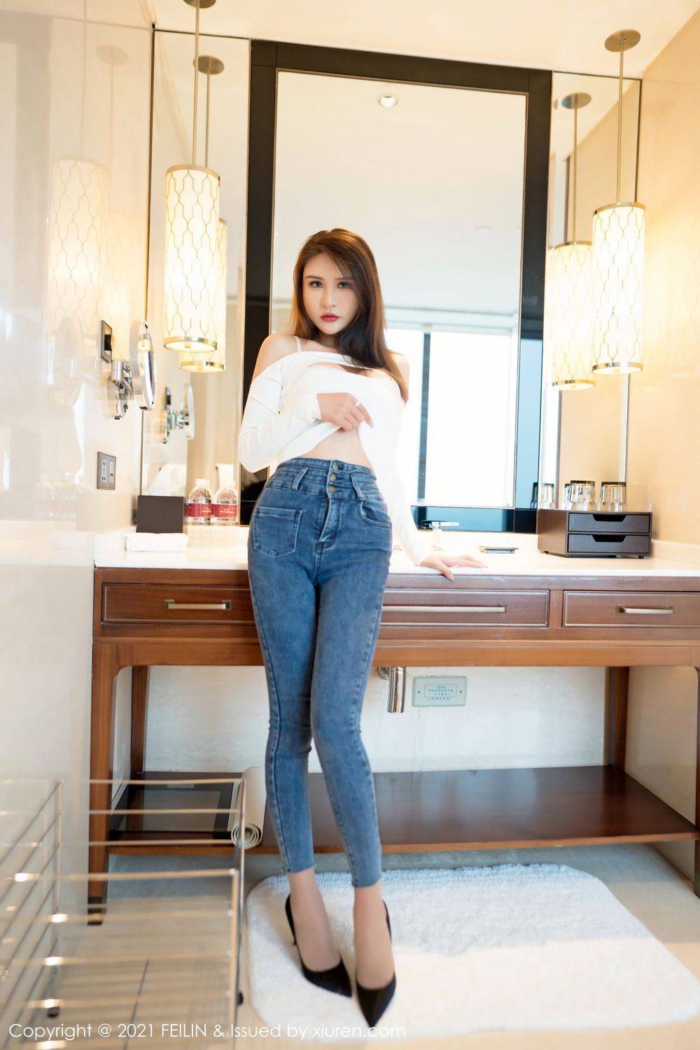 嗲囡囡性感女神Emily顾奈奈酱牛仔裤&丝袜美腿&内衣系列写真-16