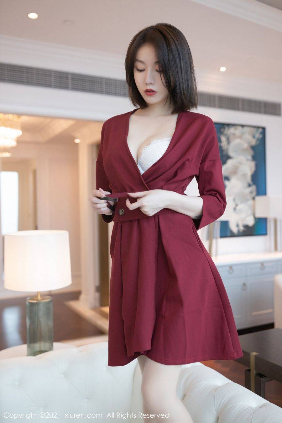 秀人网美女模特安然Maleah丝袜美腿短发人妻系列性感写真-32