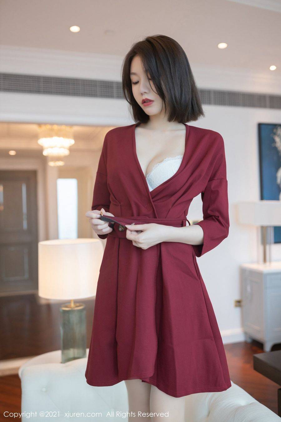 秀人网美女模特安然Maleah丝袜美腿短发人妻系列性感写真-31