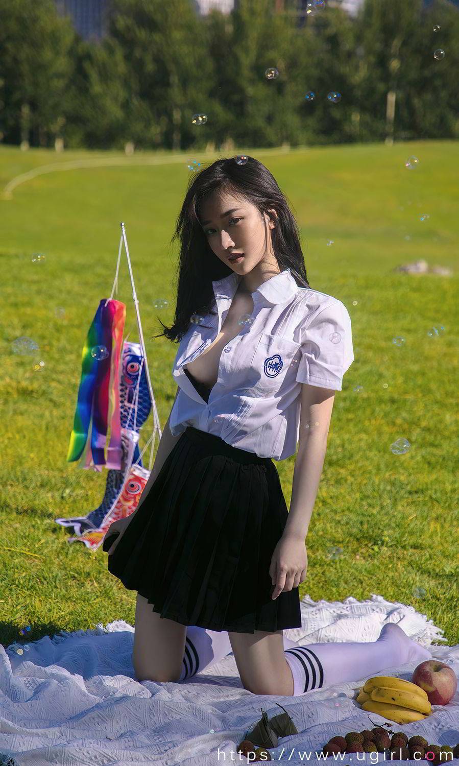 尤果圈美女模特西门小玉青春毕业季来临主题清纯户外写真-9