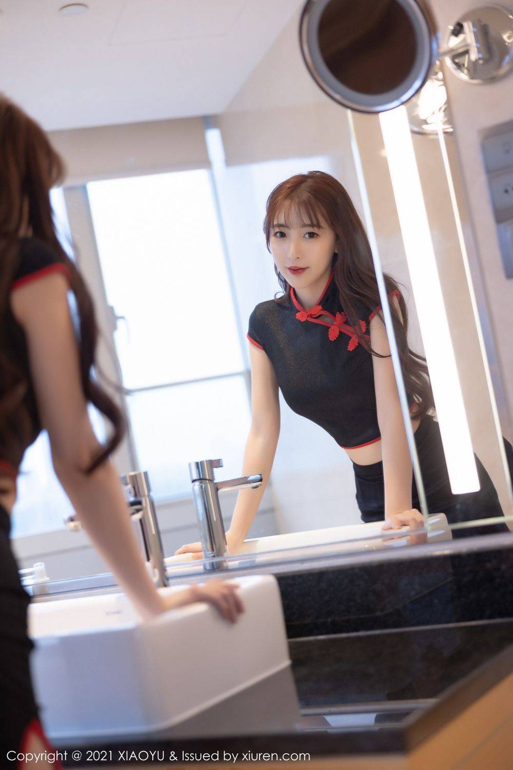 语画界新人模特林星阑丝袜美腿韵味旗袍娇媚动人性感写真-2