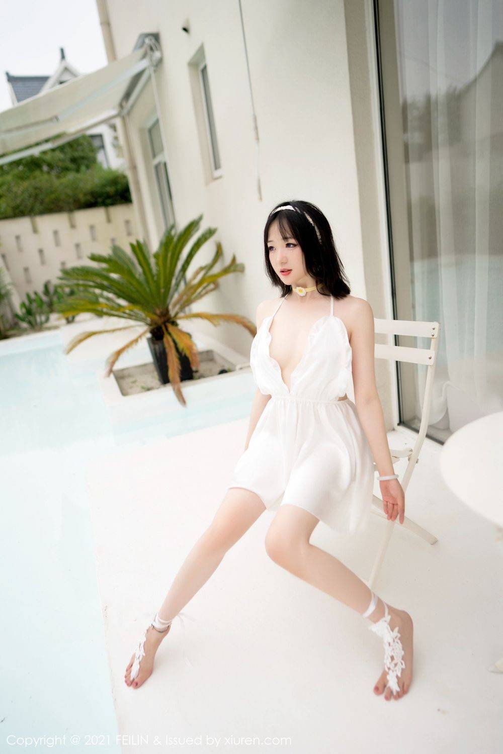 嗲囡囡新人模特龙女宝宝洁白吊裙兔女郎黑丝美腿系列写真-5