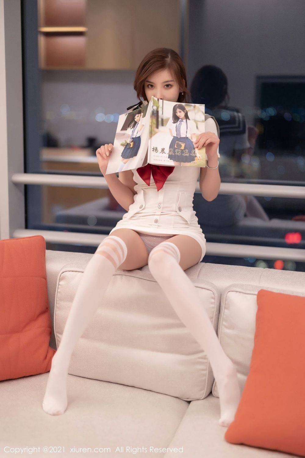 秀人网性感女神杨晨晨Yome丝袜美腿水手服纯欲风格系列写真-18