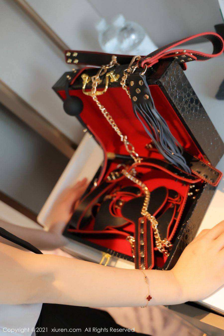 秀人网新人模特summer宝宝长筒袜JK制服内衣系列首套写真-18