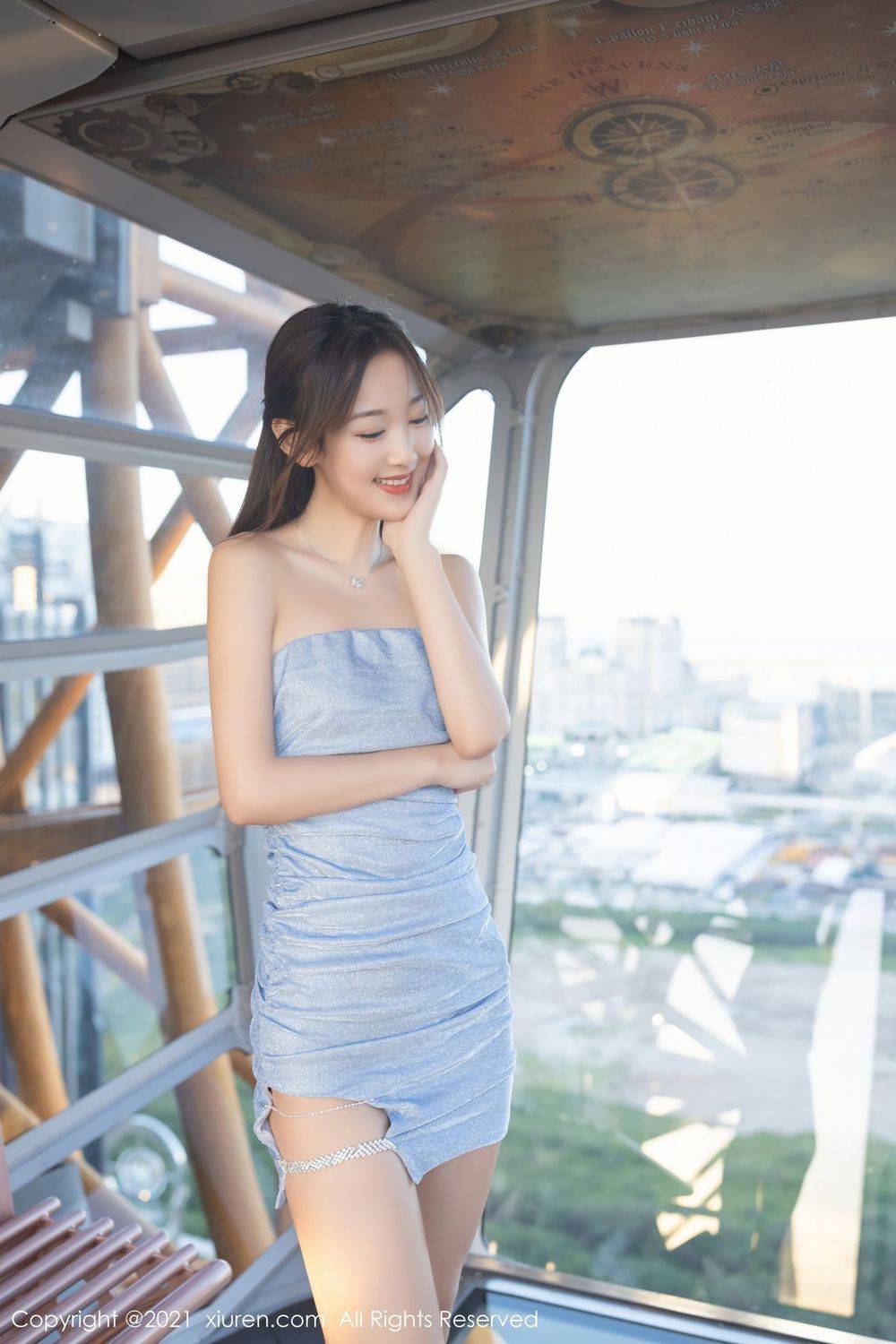 秀人网美女模特唐安琪抹胸开叉吊裙女友浪漫出行系列写真-3