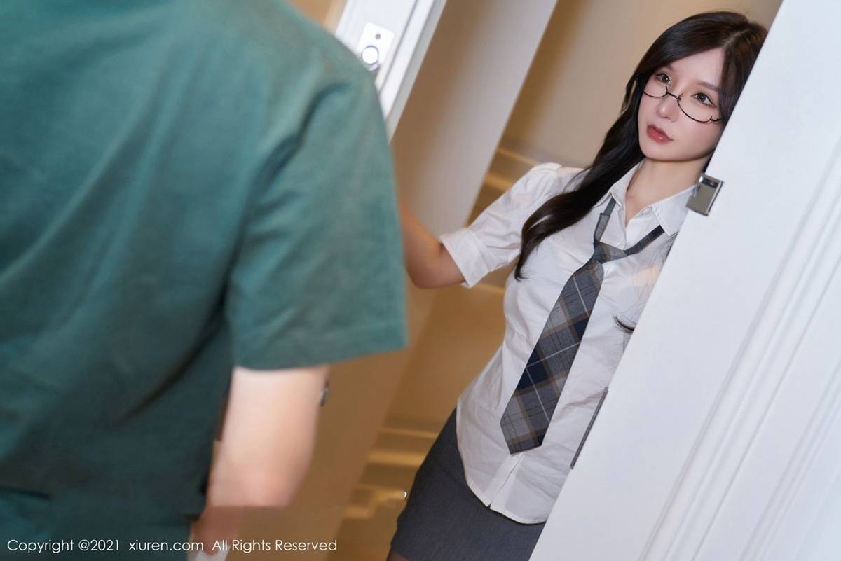 秀人网性感女神周于希Sandy黑丝美腿职场OL内衣妖艳系列写真-66