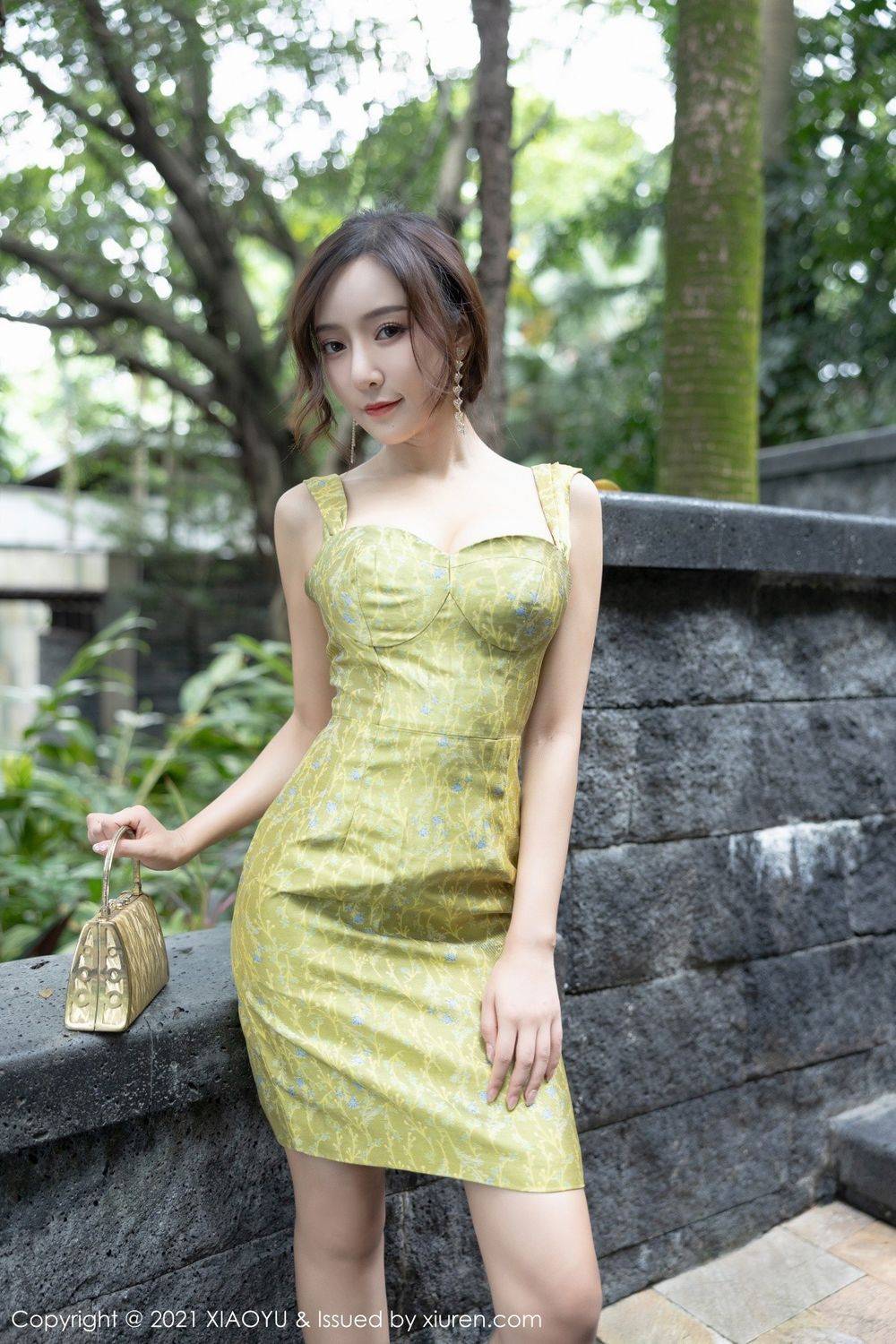 语画界性感女神王馨瑶yanni典雅礼裙情趣旗袍古典风格写真-2