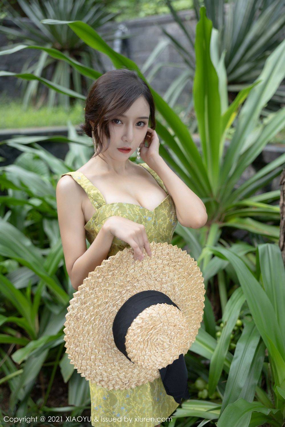 语画界性感女神王馨瑶yanni典雅礼裙情趣旗袍古典风格写真-19