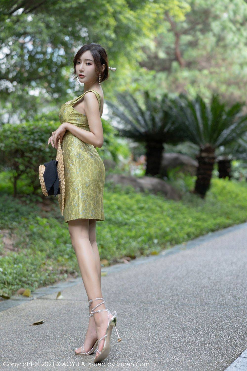 语画界性感女神王馨瑶yanni典雅礼裙情趣旗袍古典风格写真-20