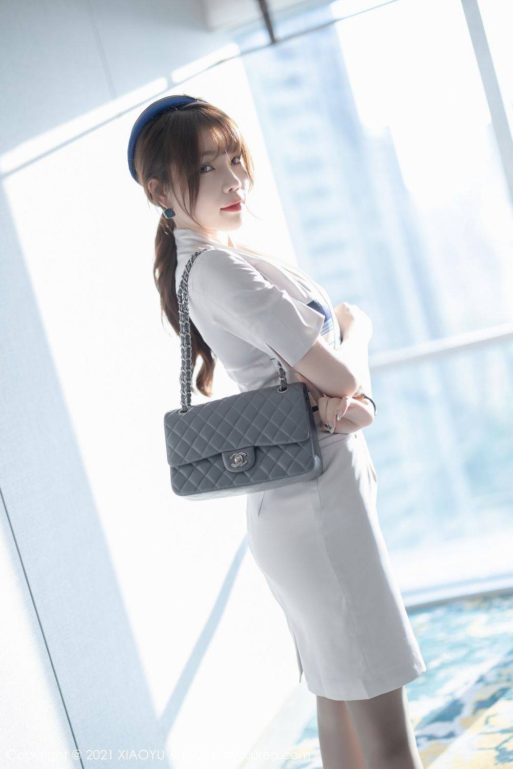 语画界性感女神芝芝Booty黑丝美腿+空乘制服系列私房写真-4