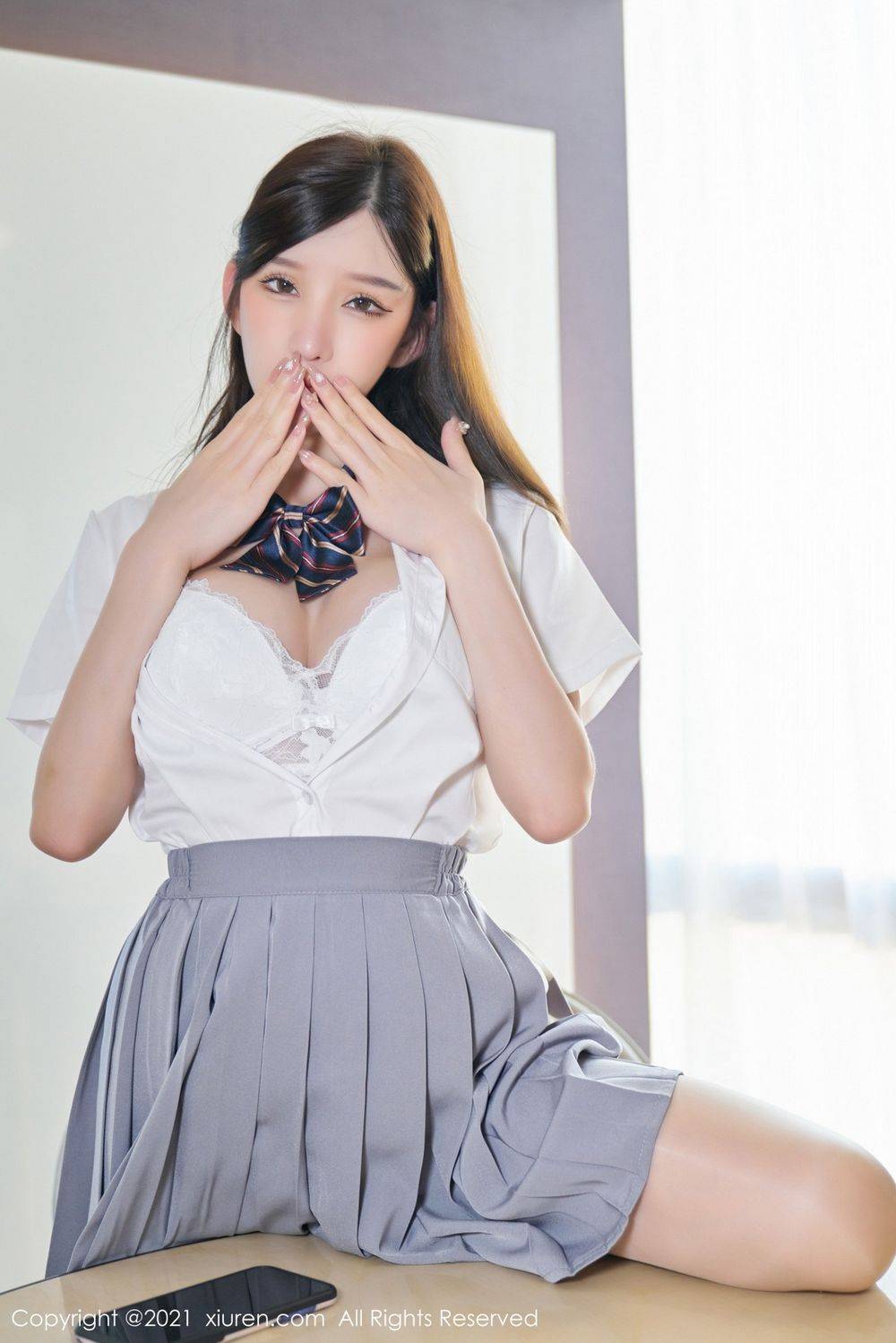 秀人网性感女神周于希Sandy丝袜美腿职场OL惩罚游戏主题写真-21