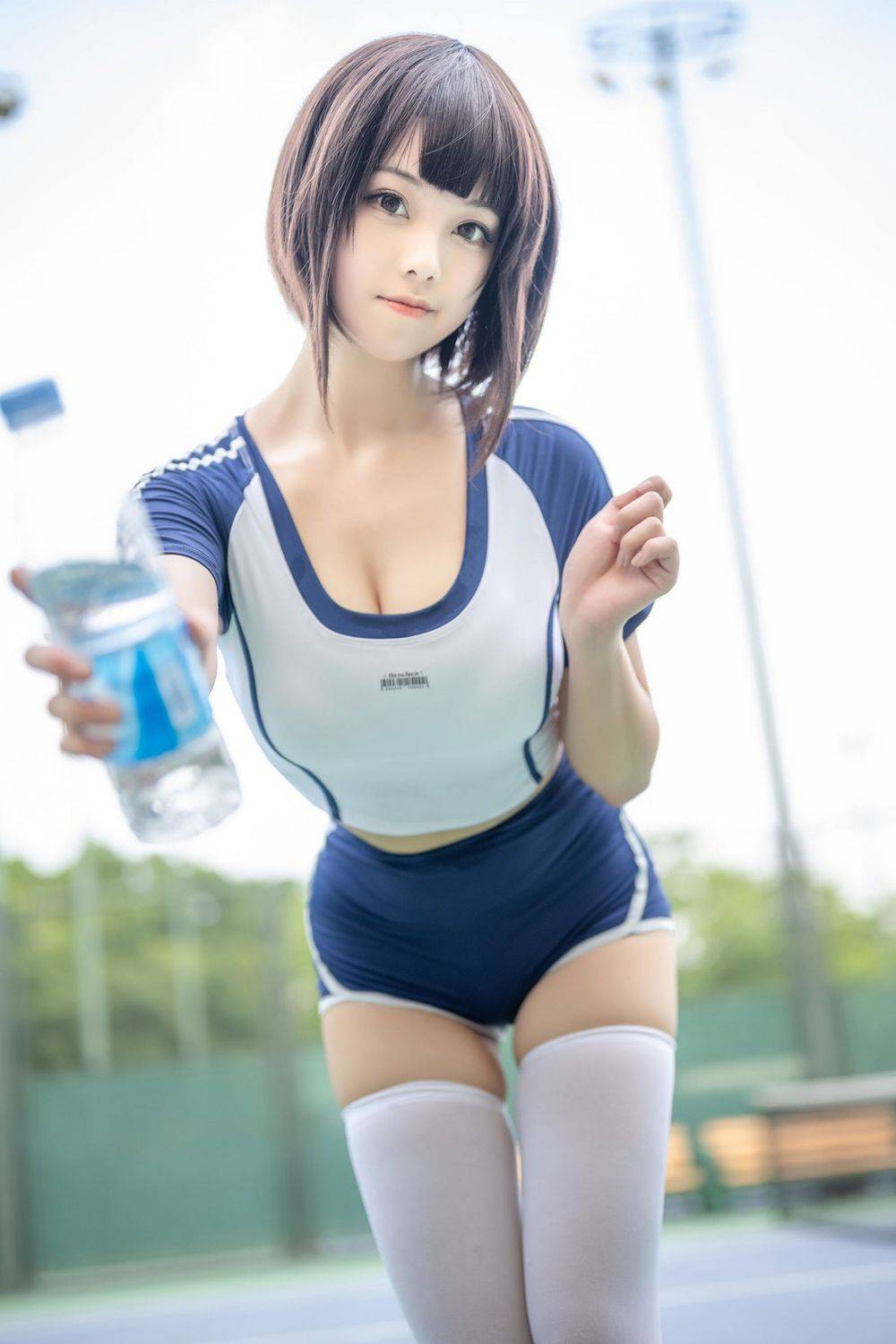 萌系小姐姐蜜汁猫裘清凉体操服运动场挥汗如雨系列写真-34