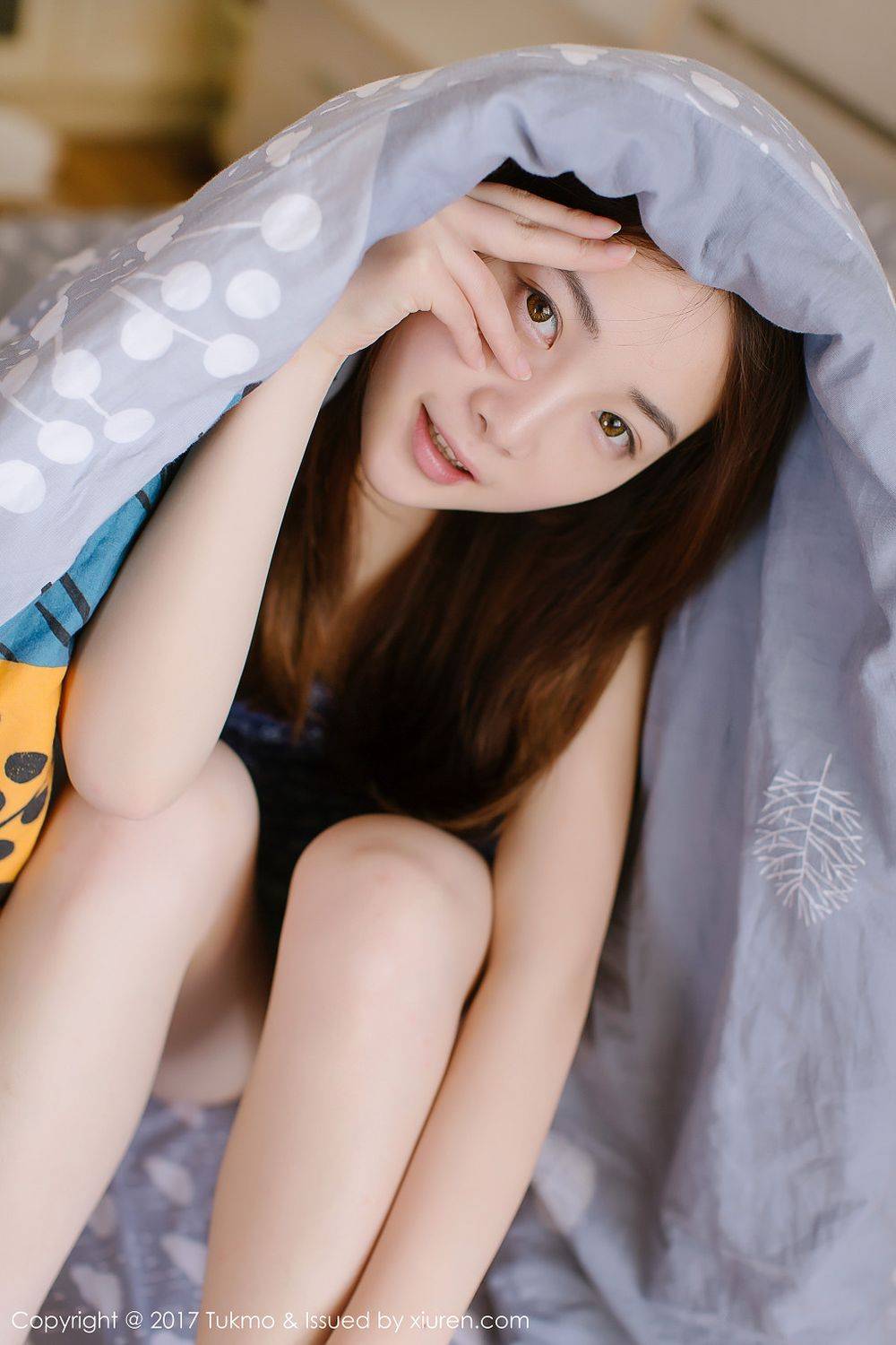 兔几盟新人妹子绵绵吊带背心牛仔短裤居家系列首套写真-33