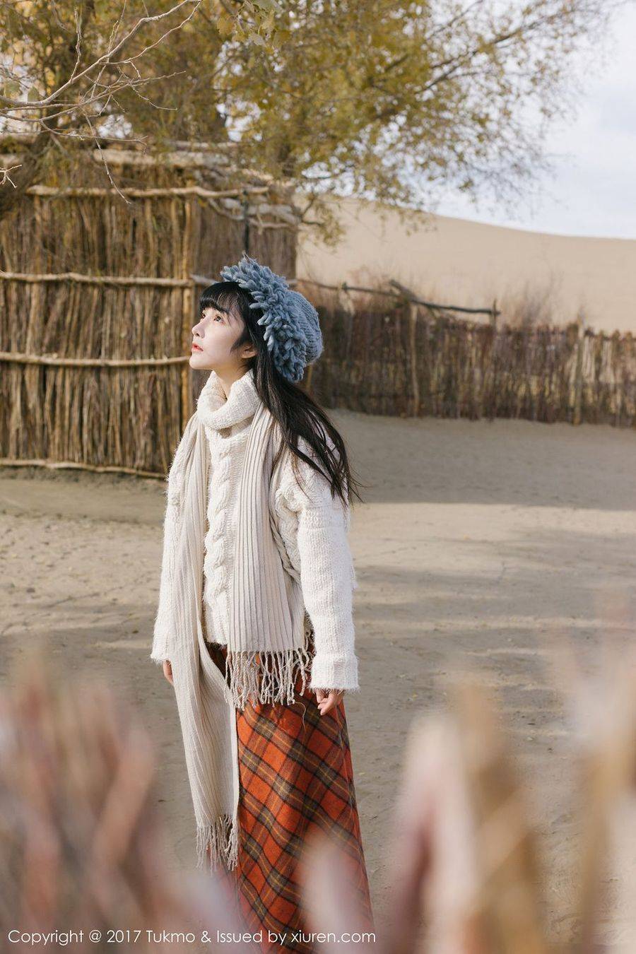 Tukmo兔几盟美女主播之应西北沙漠边小清新系列首套写真-5