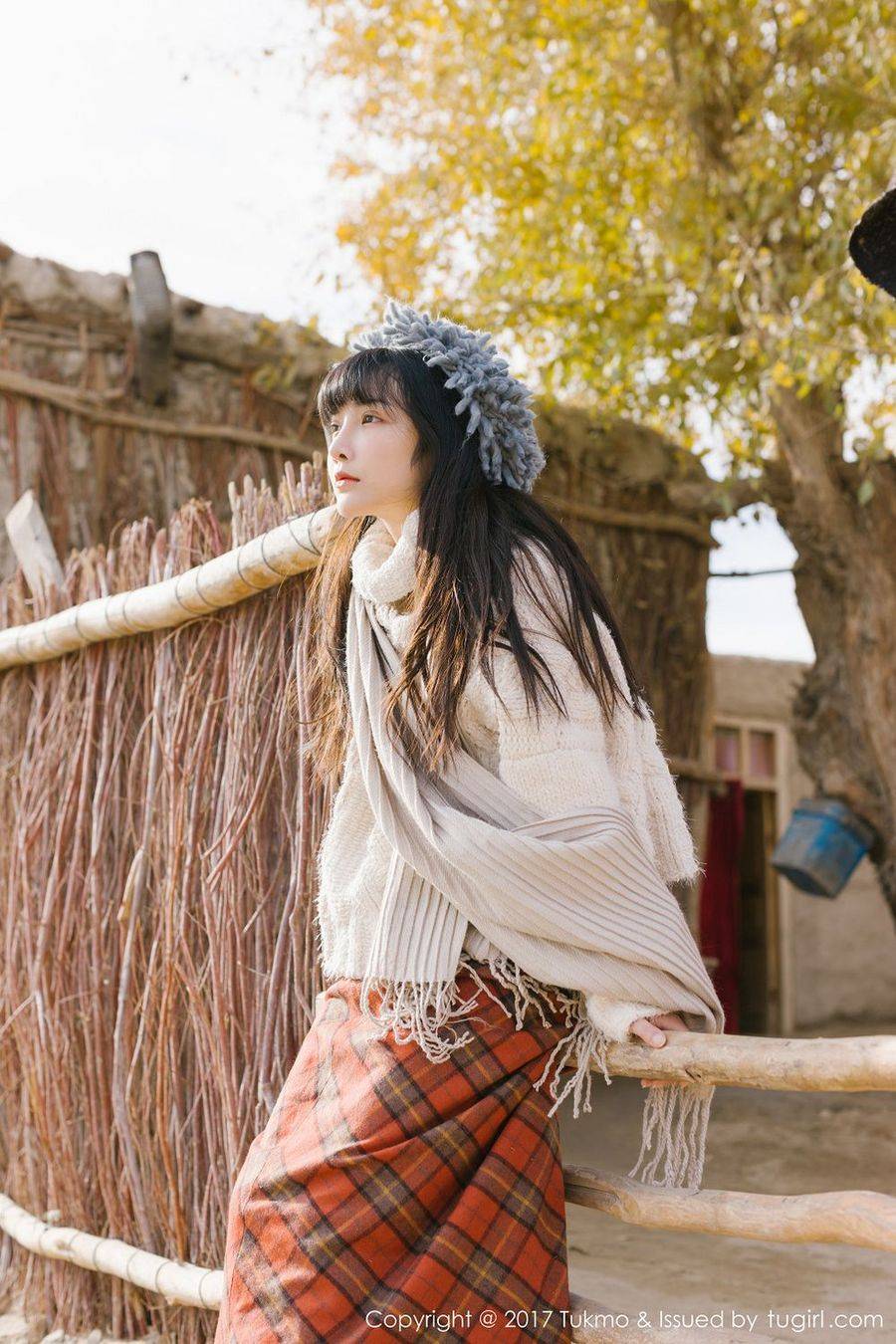 Tukmo兔几盟美女主播之应西北沙漠边小清新系列首套写真-3