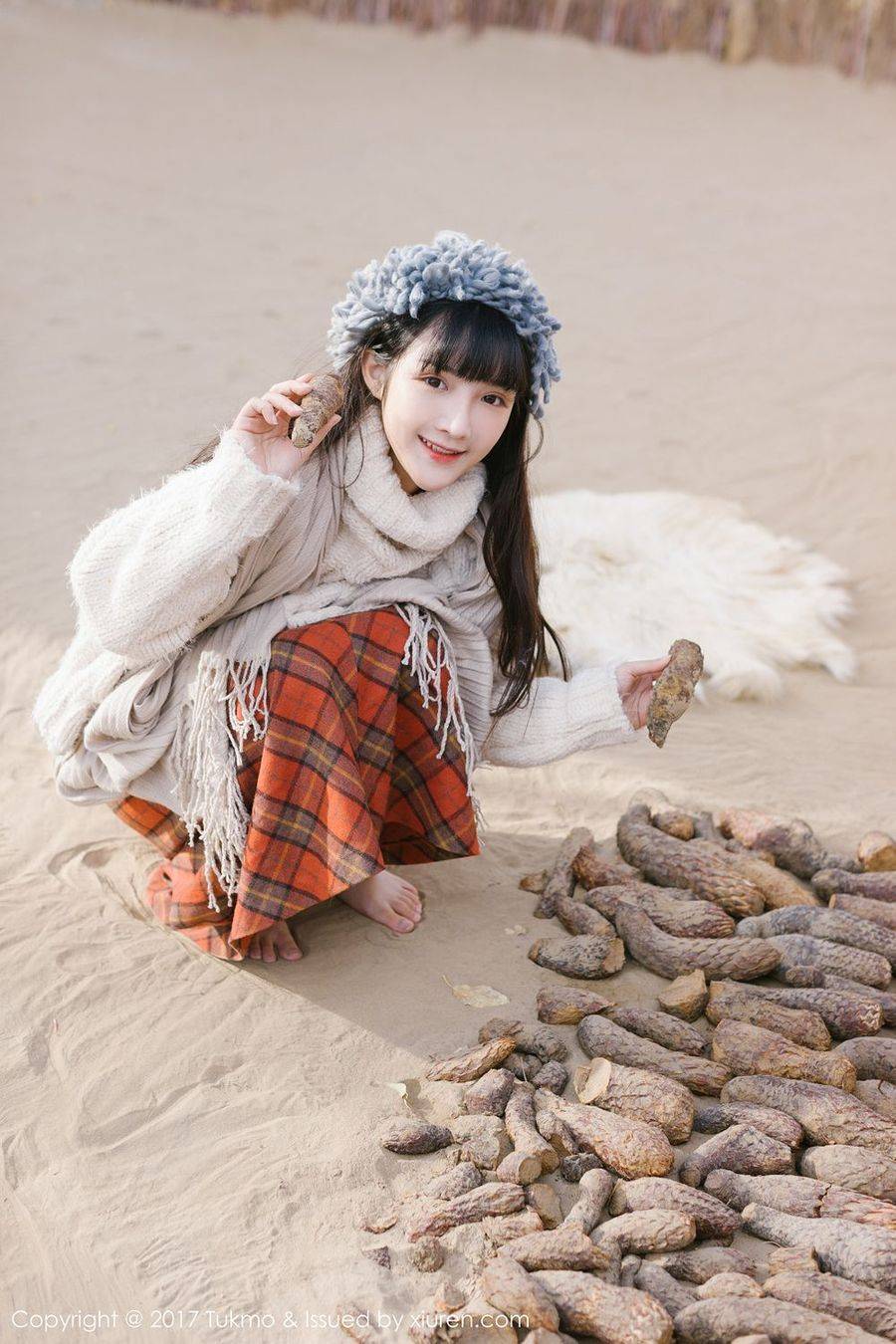 Tukmo兔几盟美女主播之应西北沙漠边小清新系列首套写真-7