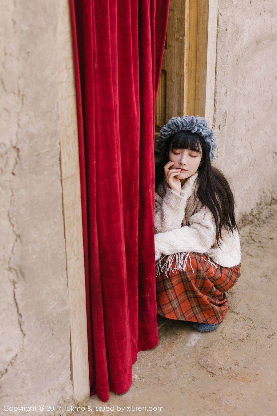 Tukmo兔几盟美女主播之应西北沙漠边小清新系列首套写真-14