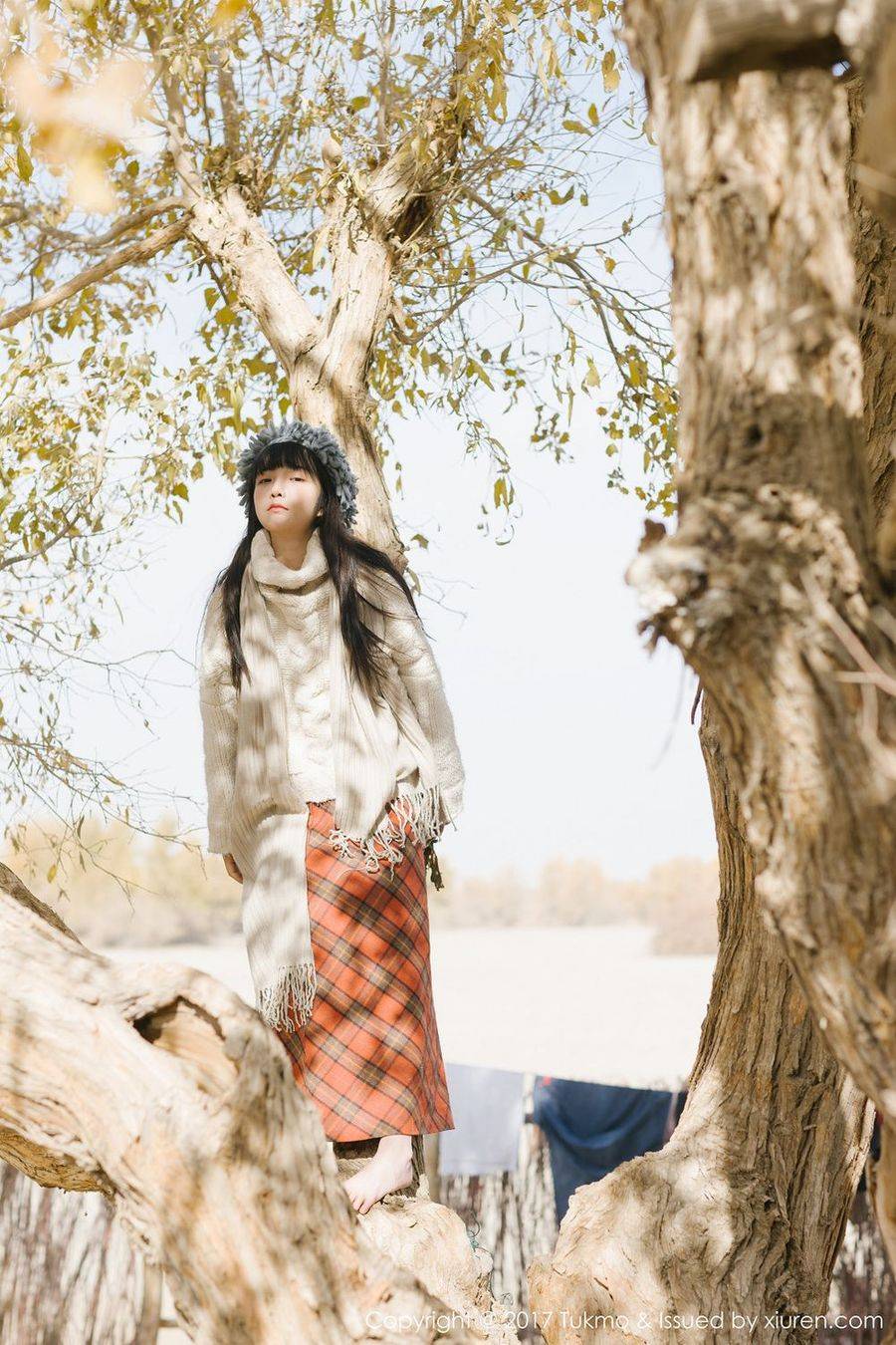 Tukmo兔几盟美女主播之应西北沙漠边小清新系列首套写真-26