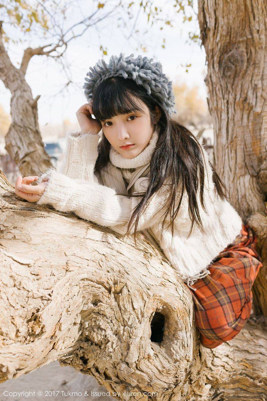 Tukmo兔几盟美女主播之应西北沙漠边小清新系列首套写真-23