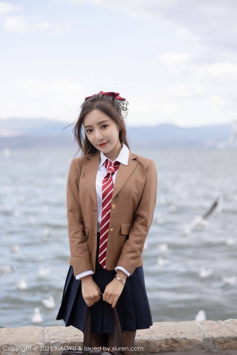 语画界性感女神王馨瑶yanni洱海边与酒店场景云南心愿写真-30