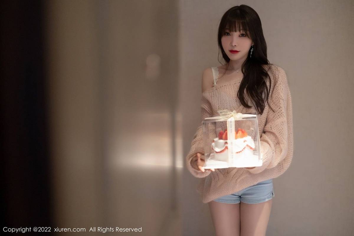 秀人网性感女神芝芝Booty淡黄色毛衣搭配短款牛仔裤妖娆写真-30