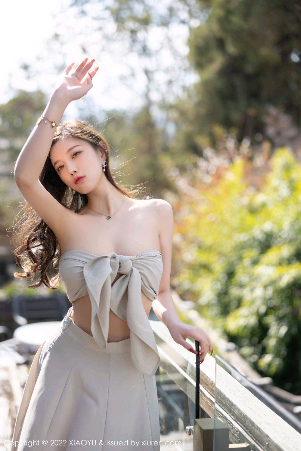 秀人网性感女神杨晨晨Yome杏色上衣长裙丝袜系列丽江旅拍-31