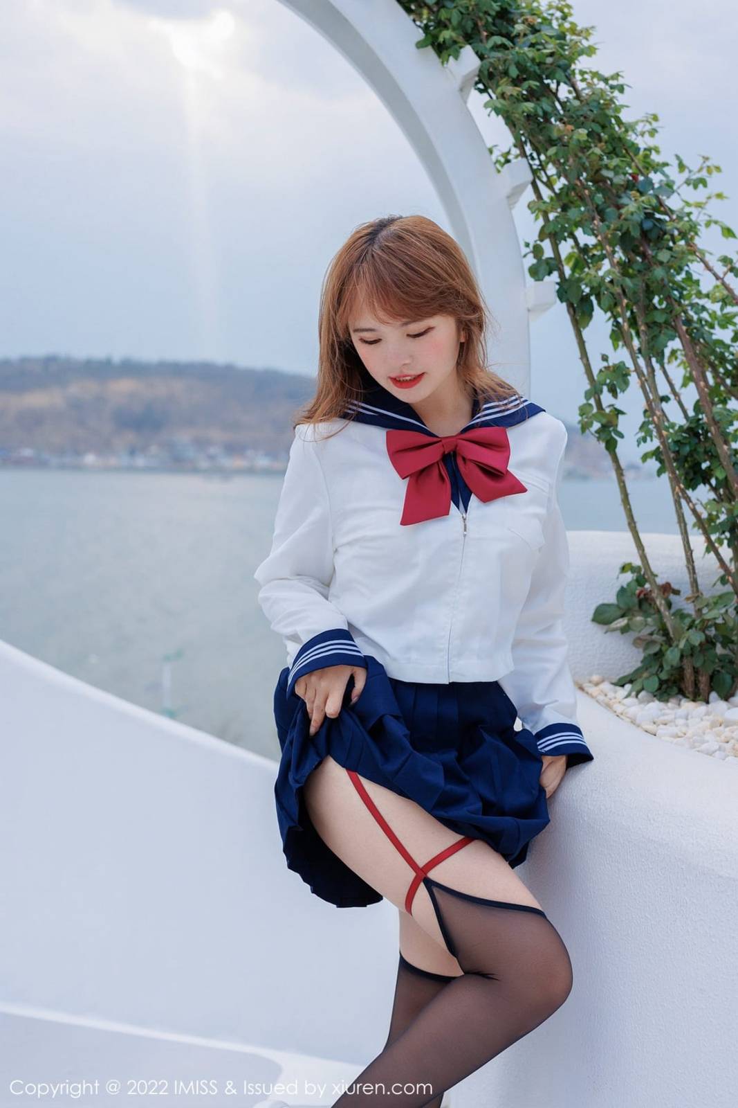 爱蜜社美女模特张思允Nice白色上衣搭配黑丝系列云南旅拍-5