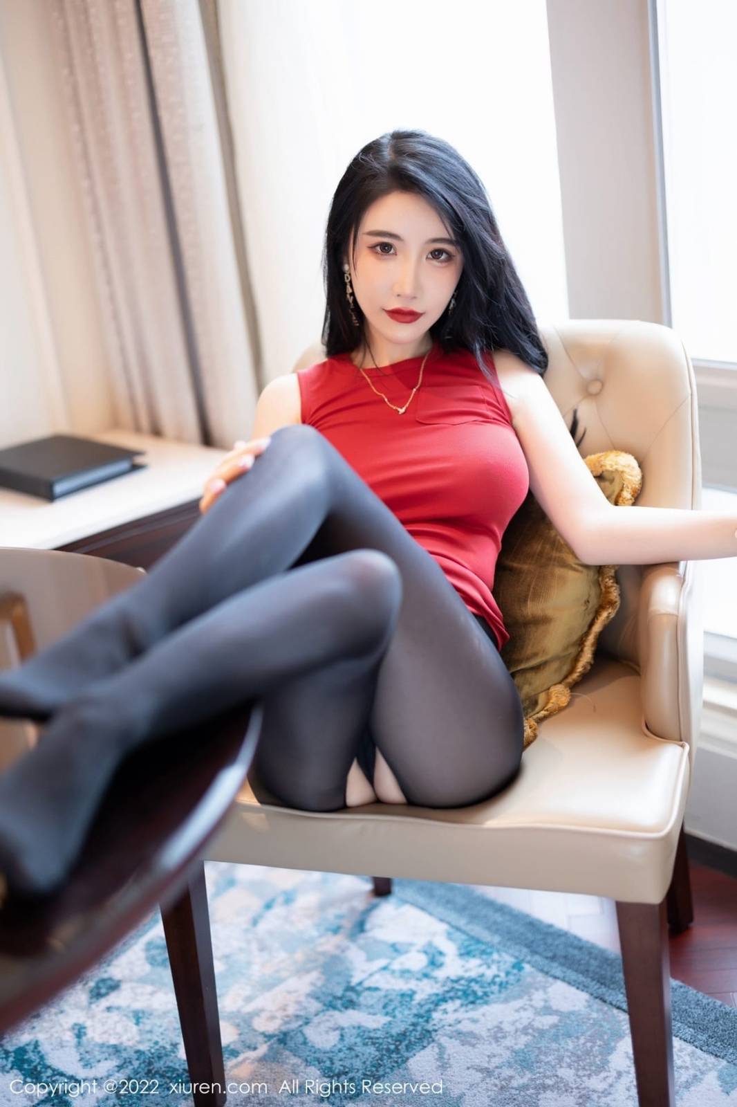 秀人网性感女神绯月樱Cherry红色连衣裙诱人黑丝厦门旅拍-34