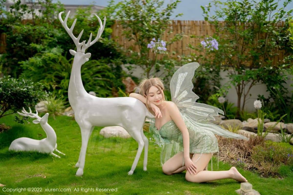 秀人网性感女神Flower朱可儿绿色精灵服饰丰满身材大理旅拍-35