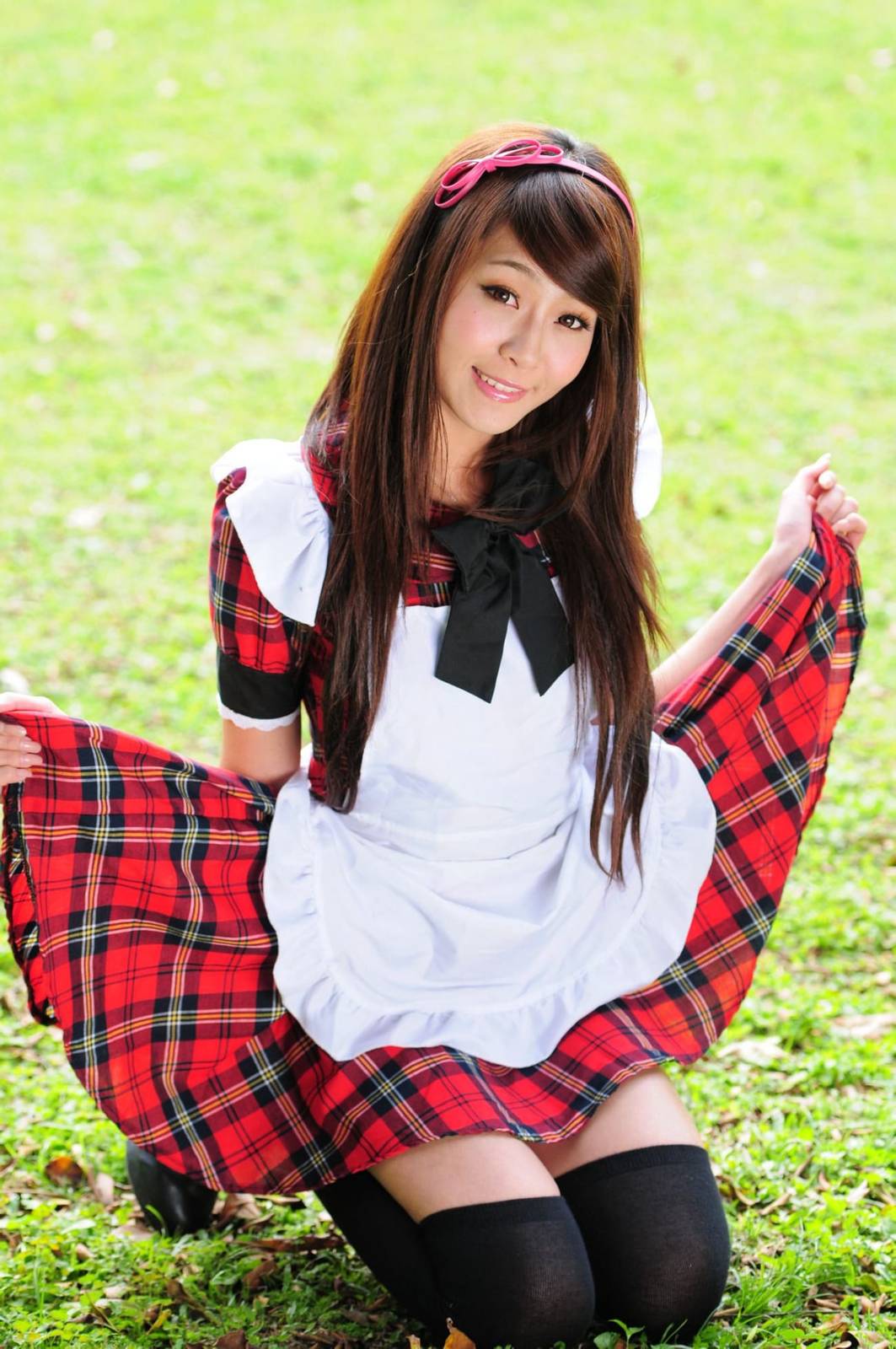 台湾正妹winnie小雪/庄温妮校园长筒袜女仆主题户外美拍-66